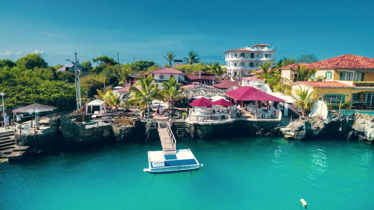 Hotel Angermeyer Waterfront Inn Puerto Ayora  Exteriör bild