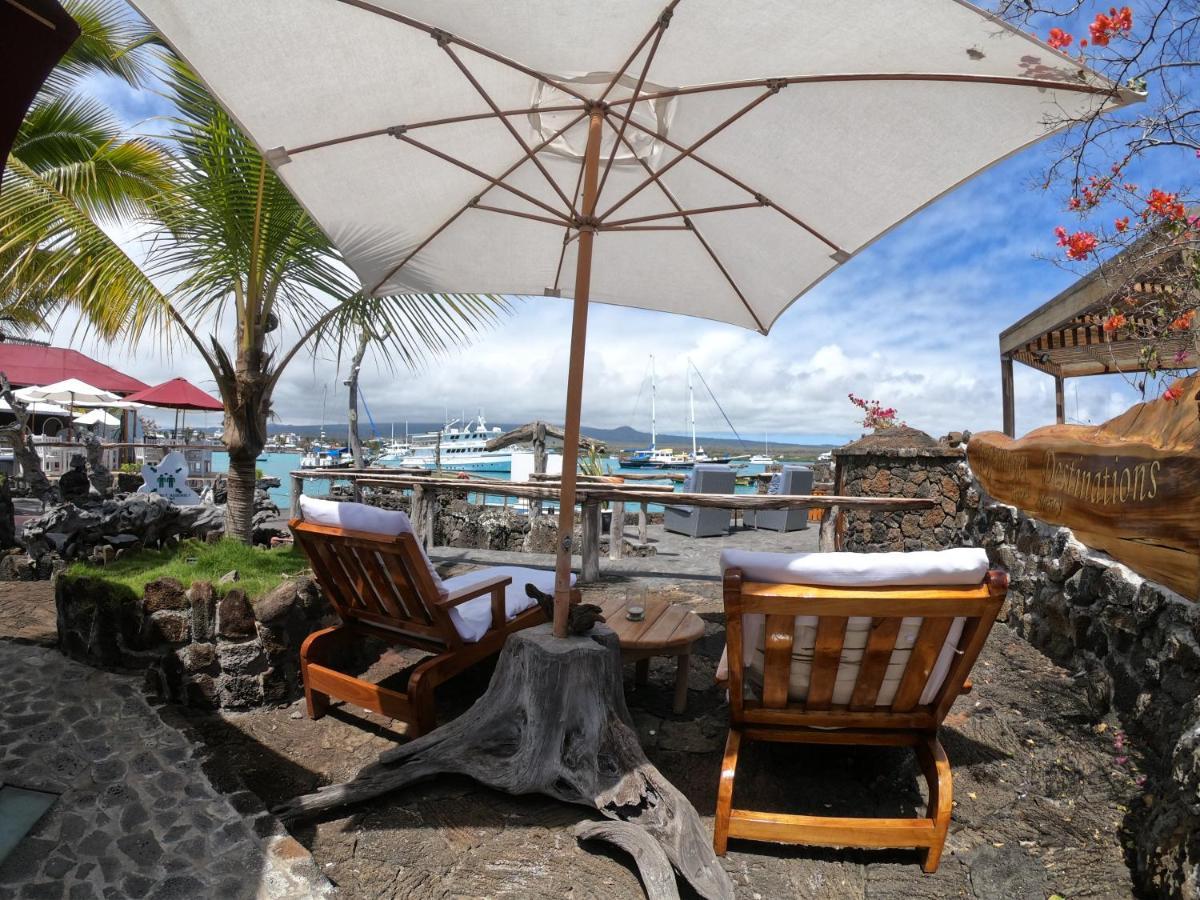 Hotel Angermeyer Waterfront Inn Puerto Ayora  Exteriör bild